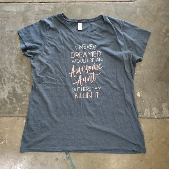 Tops - Awesome Aunt TShirt